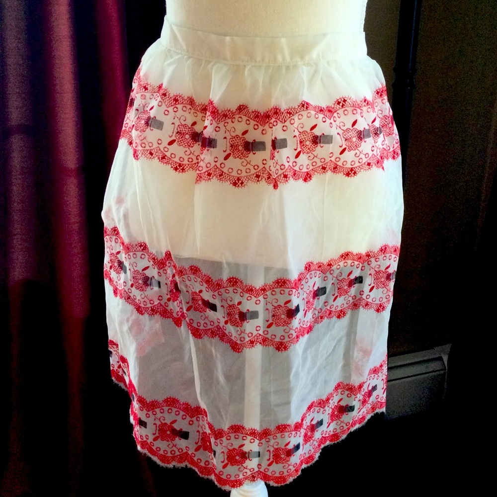 Vintage Hostess Apron Shear Scalloped Raw Hem Dinner Party Red Black White